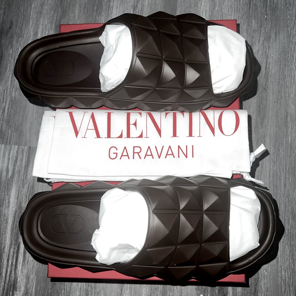 Valentino Garavani Slides